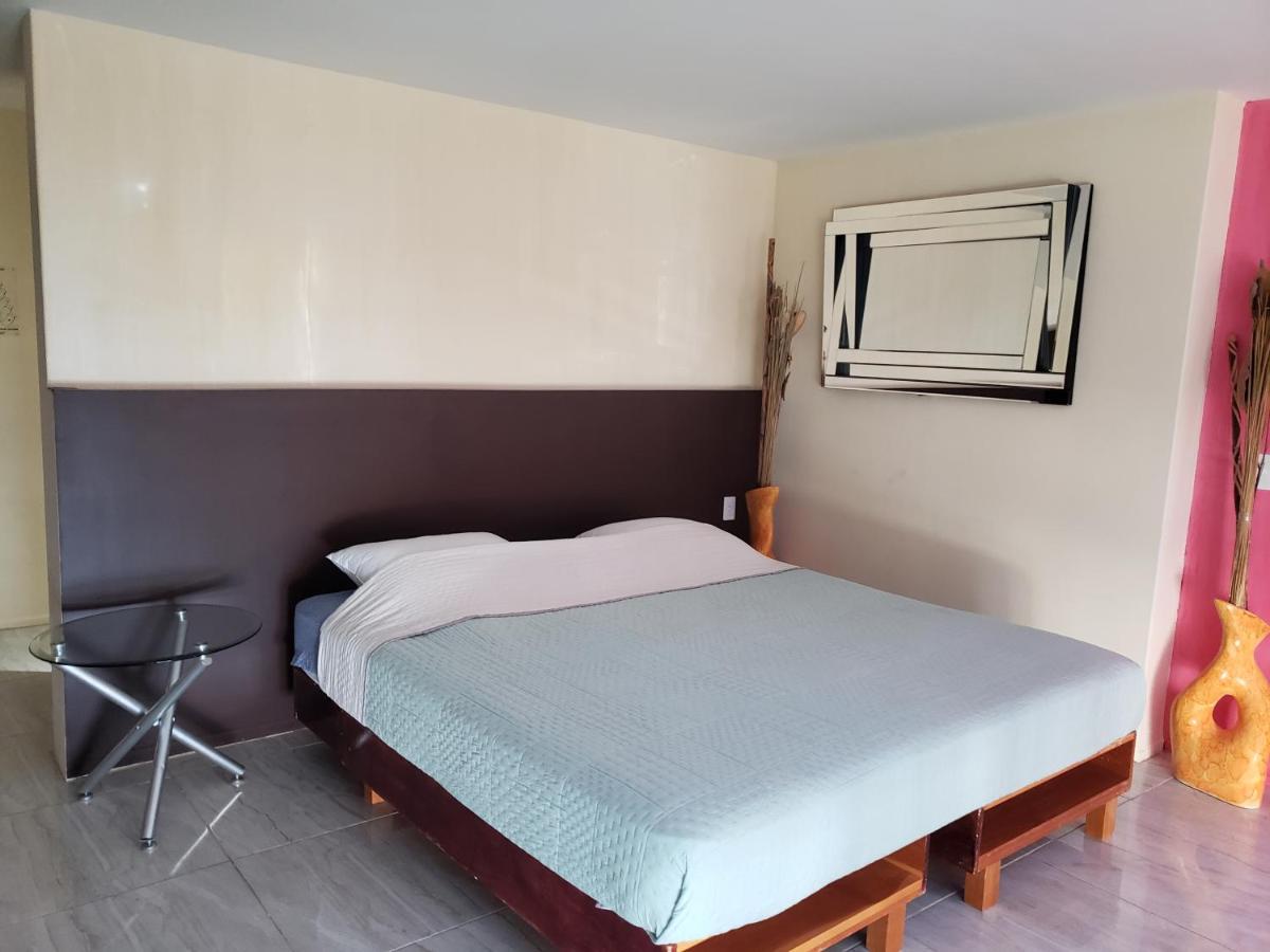 Hotel Torres Gemelas Vista Al Mar A Pie De Playa 阿卡普尔科 外观 照片